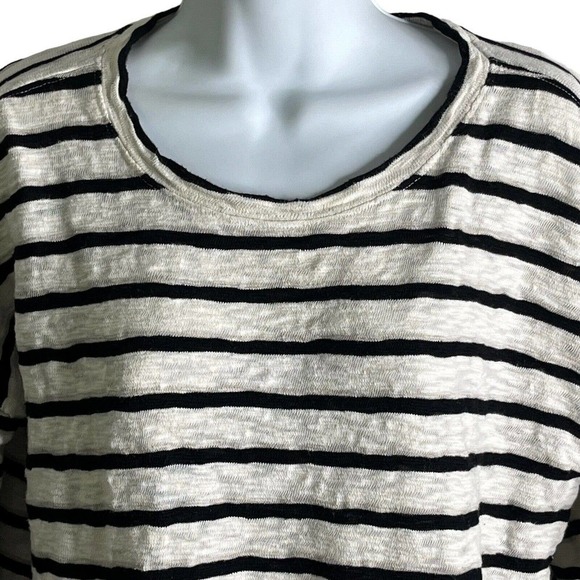 Carly Jean Size M Striped Top Pullover Textured 100% Cotton Black White - Picture 3 of 8